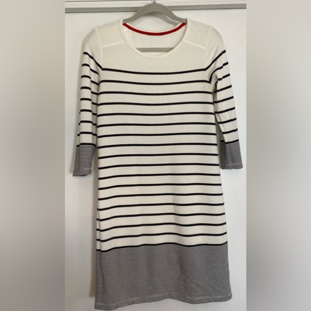 Nautical Navy Blue and Cream Striped Knit T Shirt Dress Small/Medium 3/4 Sleeves